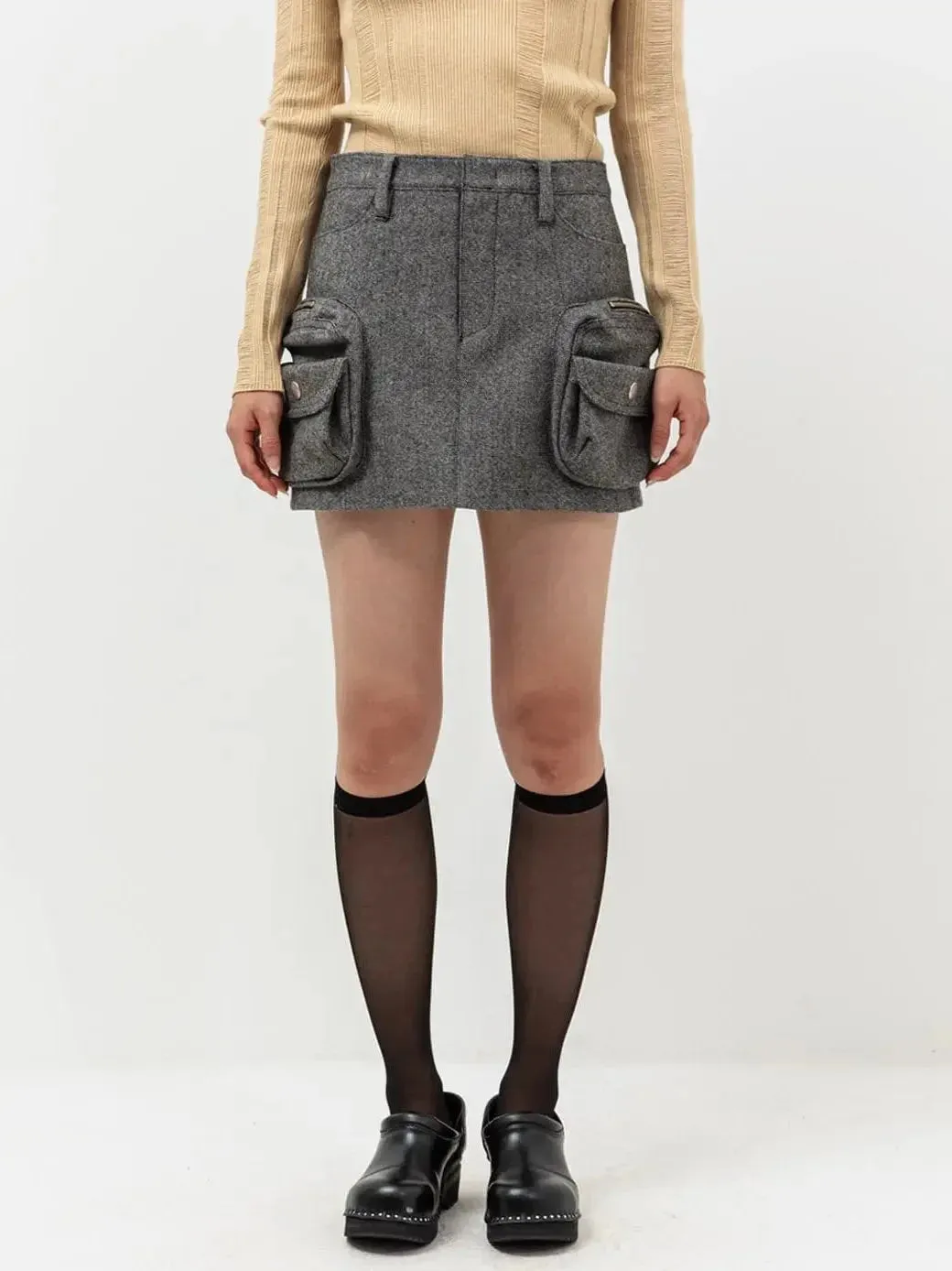 Bulky Cargo-Pocket Mini Skirt