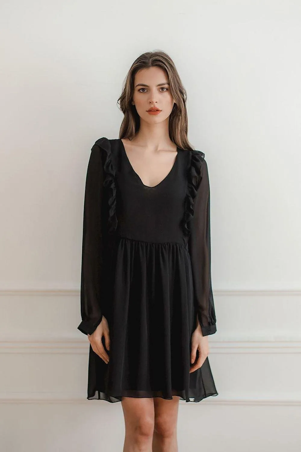 Elegant Black Chiffon Midi Dress with Feminine Ruffled Sleeves