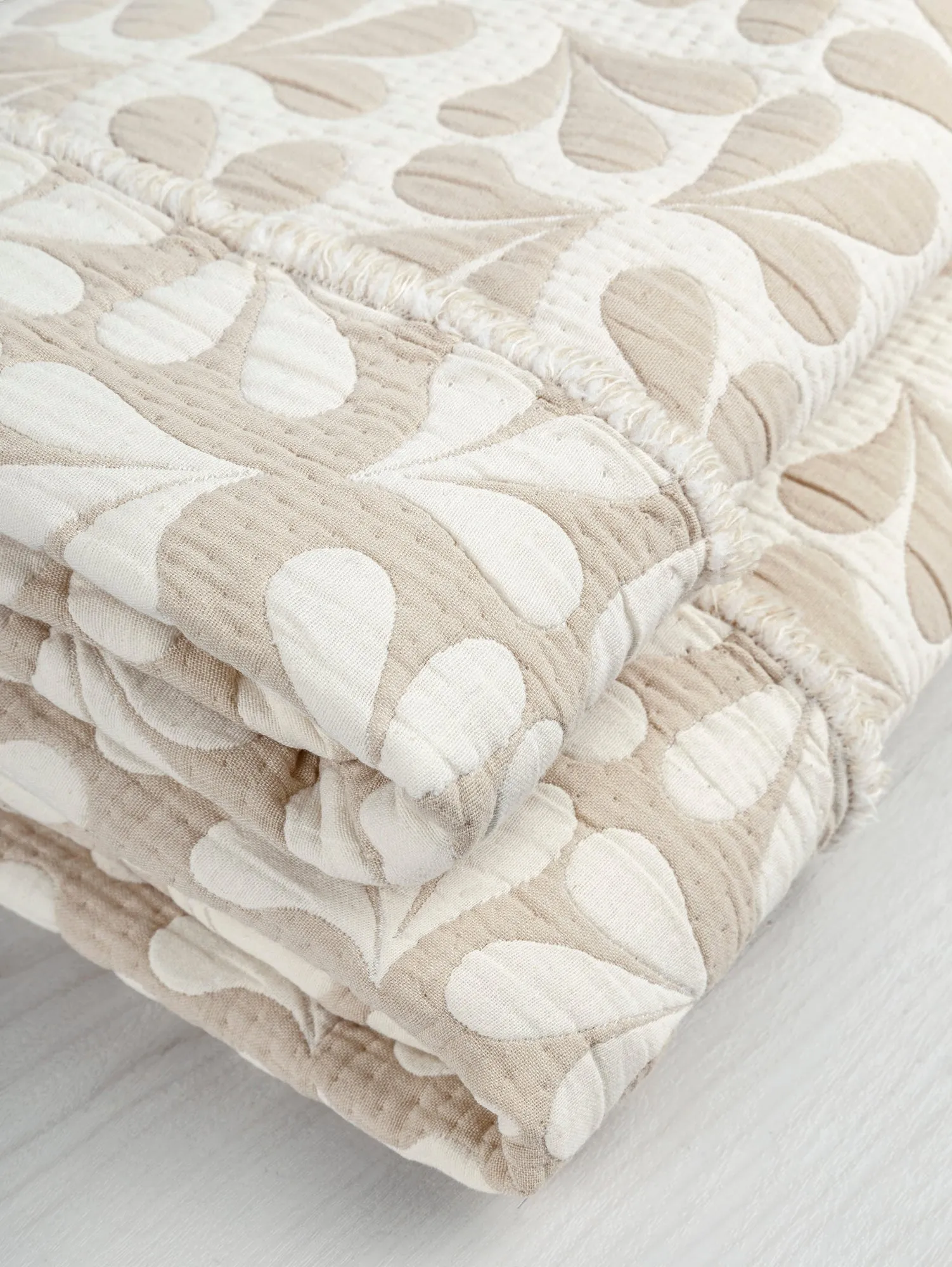 Petal Quilted Jacquard with Batting - Beige   Cream