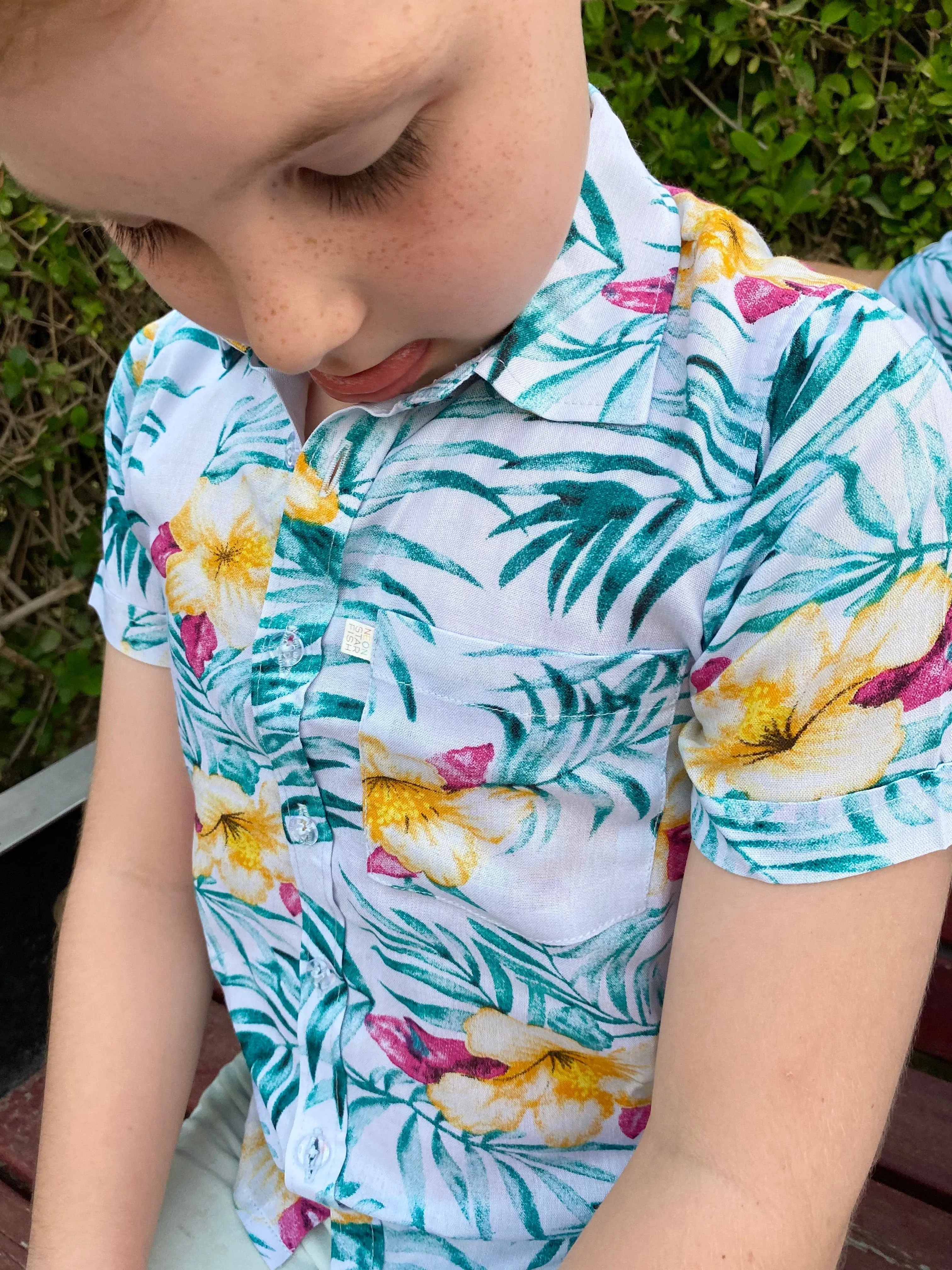 The Boy's Casual Shirt - Hibiscus Green